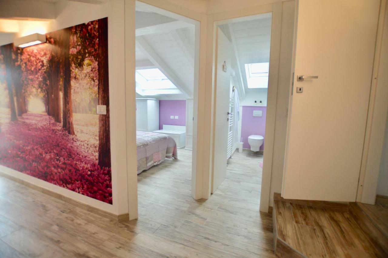 Casa Delle Corti Apartment Colico Luaran gambar