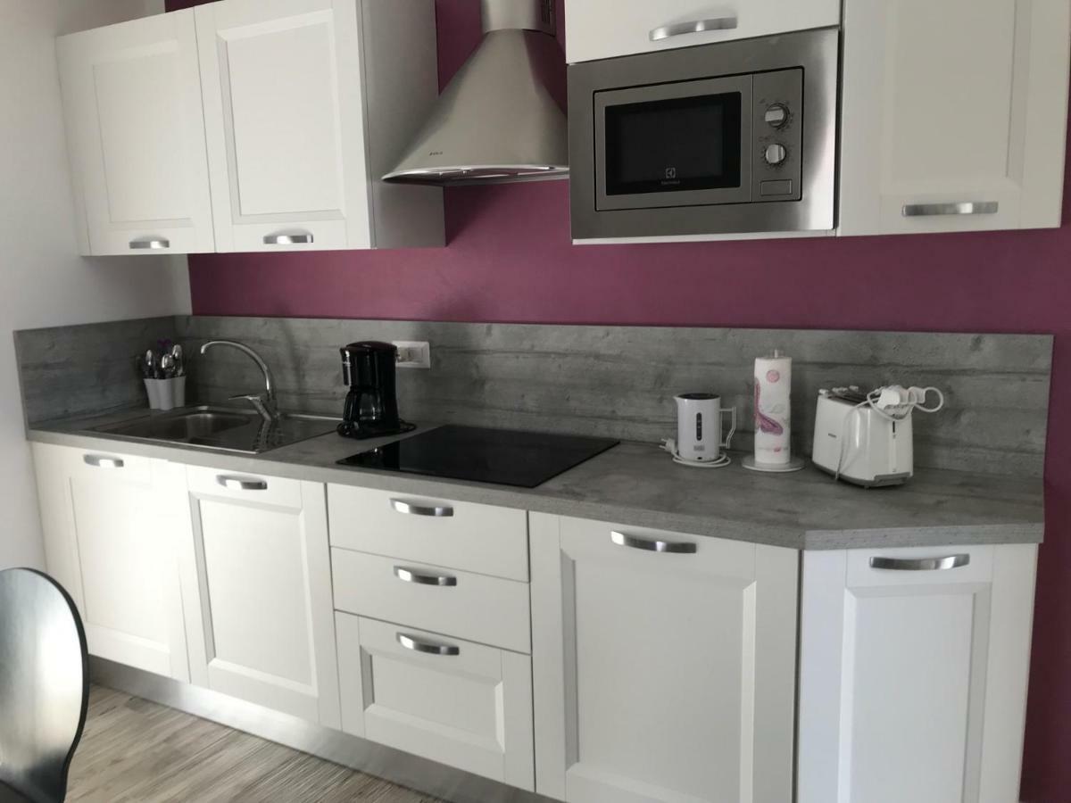 Casa Delle Corti Apartment Colico Luaran gambar